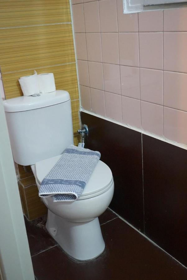 אתונה Orpheus Hotel מראה חיצוני תמונה